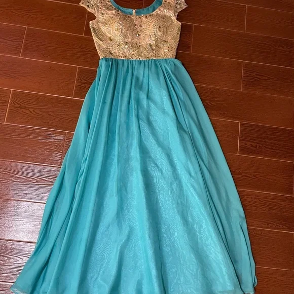 Party Time Special Occasion Green Prom Dress Gold Sequins Beads Jewels size 6 - Picture 4 of 17